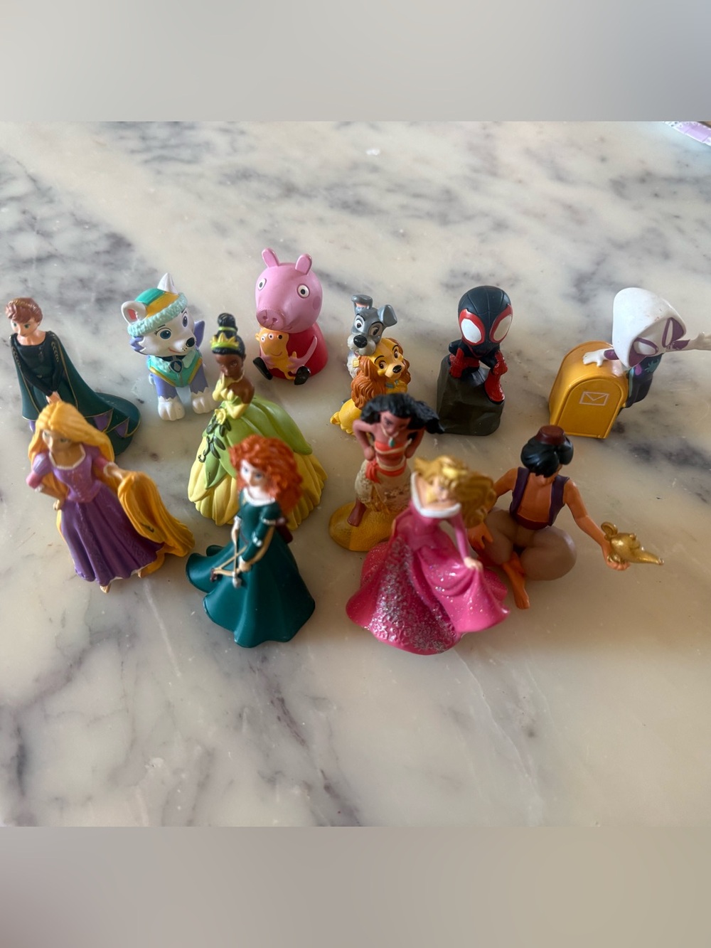 Tonie lot characters